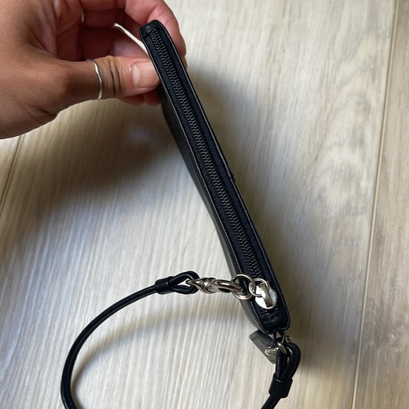 Coach Wristlet - Picture 4 of 7